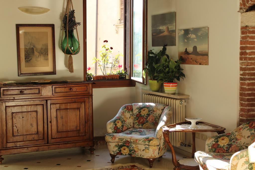Residenza Carducci Centro Storico Apartment Verona Room photo